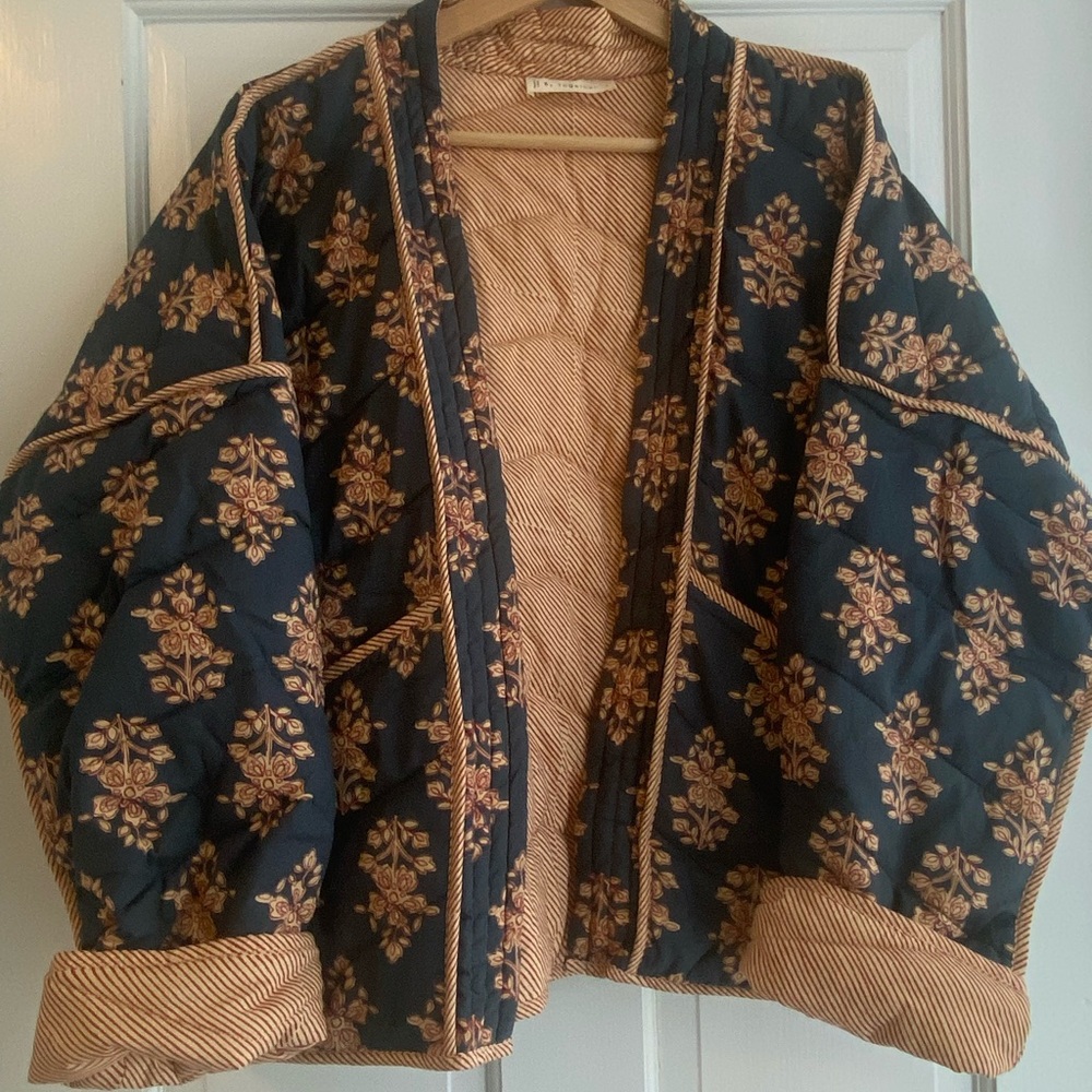 By Together Quilted Jacket Paisley Print Size Small